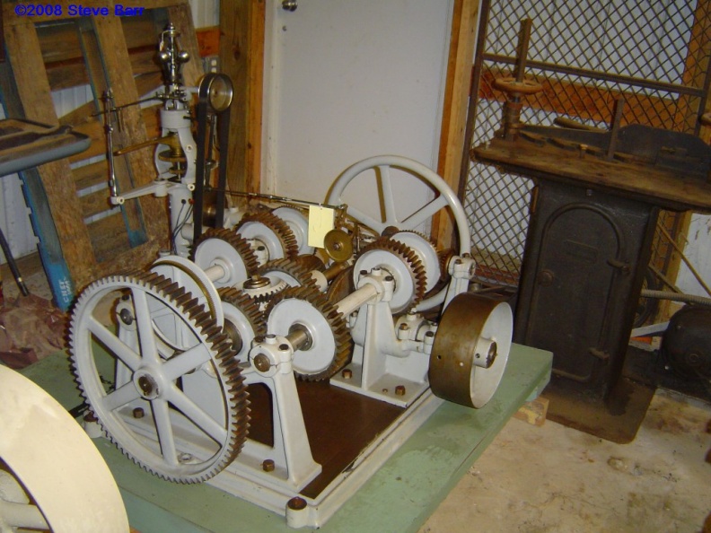 A vintage water wheel governor of unknow make.jpg
